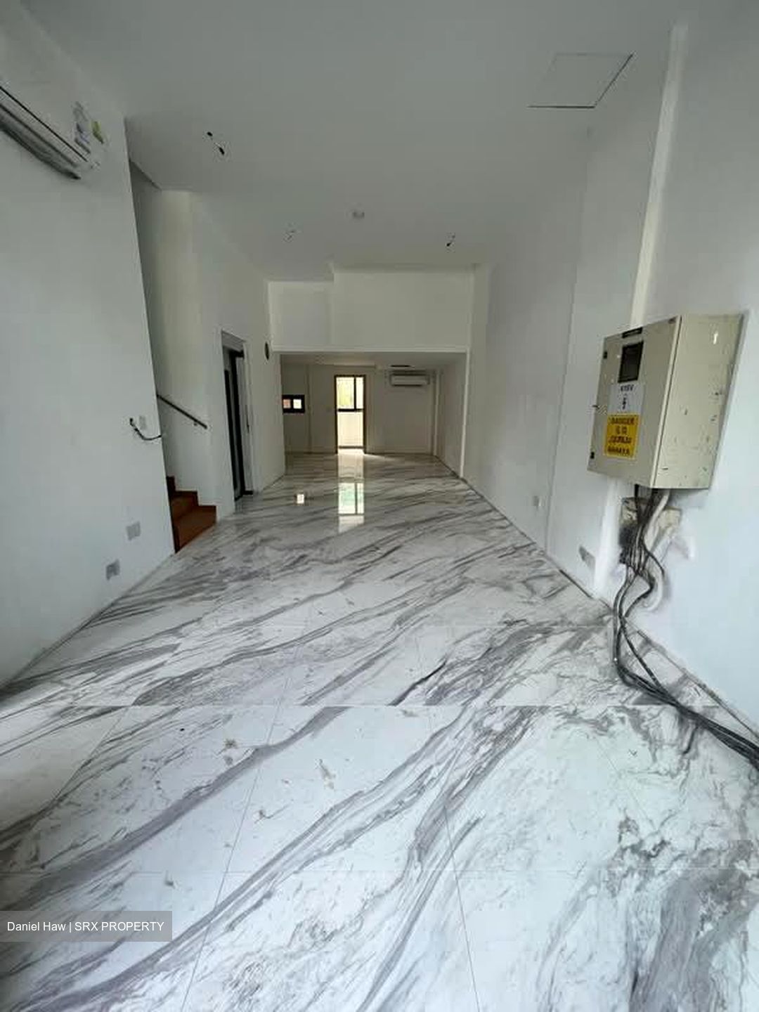 Cambridge Road (D8), Terrace #576624951